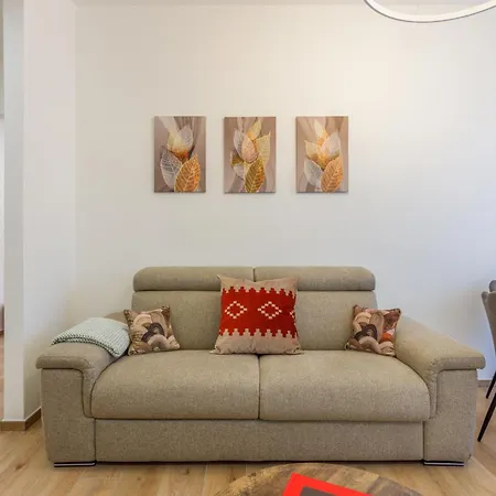 L'angolo Della Serenita - Elegant With Lift Apartmán