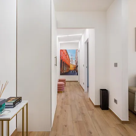 Appartement L'angolo Della Serenita - Elegant With Lift Modena
