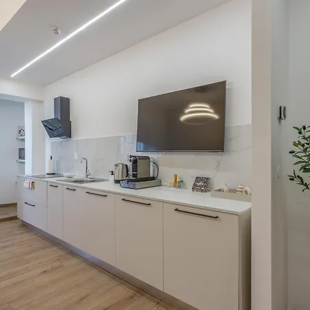L'angolo Della Serenita - Elegant With Lift Apartmán