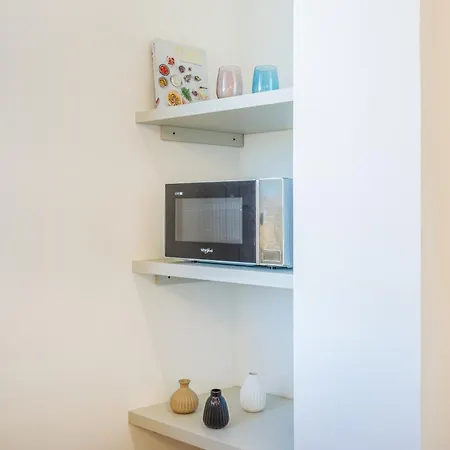 L'angolo Della Serenita - Elegant With Lift Modena