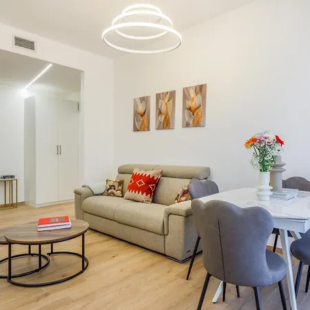 L'angolo Della Serenita - Elegant With Lift Appartement Modena